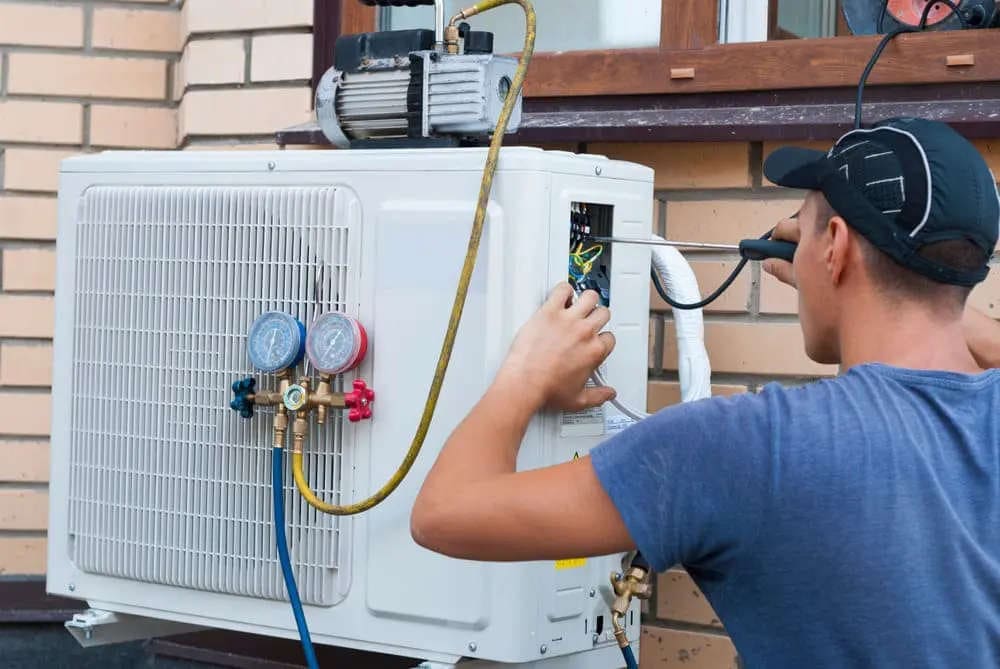 Heat Pump Repair in West Jordan, UT. J & M Plumbing, Heating & Air Conditioning Inc.